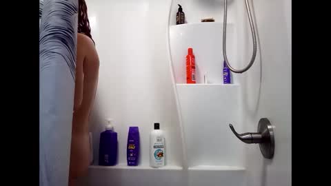 MissEeva online show from January 14, 2025, 7:11 pm