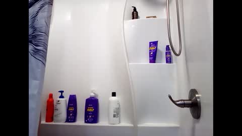 MissEeva online show from February 27, 2025, 3:37 pm