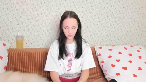Snapshot of misseliss chatting on June 19, 2026, 8:12 pm Hello dear my name Elisa online show from June 19, 2026, 8:12 pm