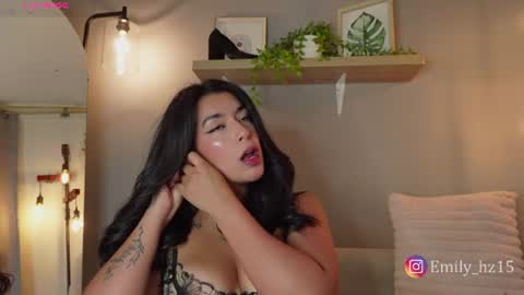 Snapshot of missemily_11 chatting on July 24, 2026, 11:08 am Yuliana online show from July 24, 2026, 11:08 am
