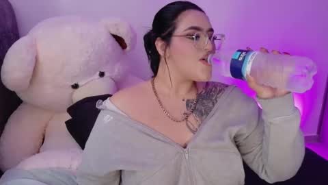 Snapshot of missevans_ chatting on June 30, 2026, 9:38 pm missevans_ online show from June 30, 2026, 9:38 pm