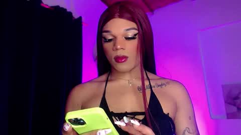 Snapshot of missfer_bigdick chatting on March 5, 2026, 12:01 pm Fer online show from March 5, 2026, 12:01 pm