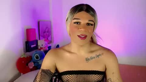 Snapshot of missfer_bigdick chatting on May 16, 2026, 12:29 am Fer online show from May 16, 2026, 12:29 am