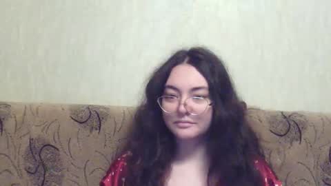 Snapshot of missis_mona chatting on December 2, 2025, 7:47 am missis mona online show from December 2, 2025, 7:47 am