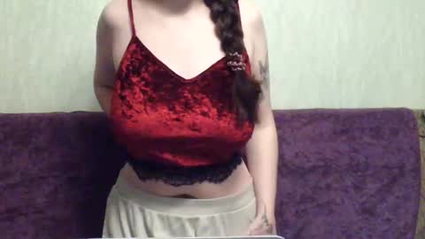 missis mona online show from June 4, 2026, 12:05 am