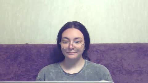 missis mona online show from June 7, 2026, 12:15 am