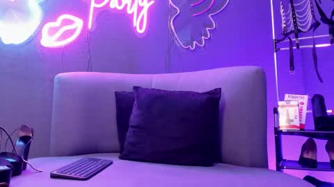 Snapshot of misskathyfox chatting on October 29, 2025, 4:42 pm misskathyfox online show from October 29, 2025, 4:42 pm