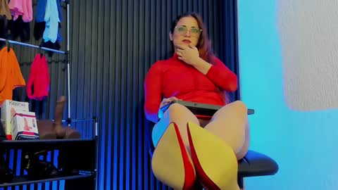 Snapshot of misskathyfox chatting on November 22, 2025, 7:35 pm misskathyfox online show from November 22, 2025, 7:35 pm