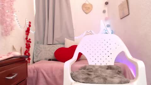 Snapshot of misskendall_hot chatting on January 22, 2025, 8:17 pm online show from January 22, 2025, 8:17 pm