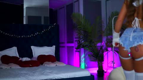 misskiarra online show from February 7, 2026, 8:34 pm