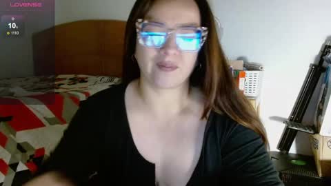 eva   online show from January 30, 2025, 11:22 am