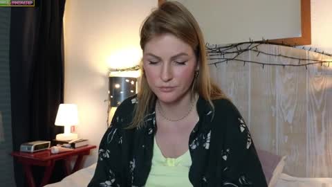 Snapshot of misslucci chatting on December 11, 2024, 5:59 pm Misslucci online show from December 11, 2024, 5:59 pm