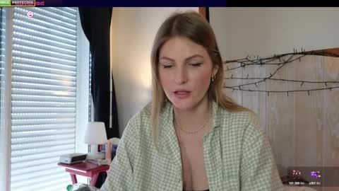 Snapshot of misslucci chatting on January 6, 2025, 1:08 pm Misslucci online show from January 6, 2025, 1:08 pm