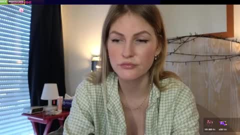 Snapshot of misslucci chatting on January 7, 2025, 9:18 am Misslucci online show from January 7, 2025, 9:18 am