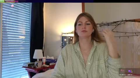 Snapshot of misslucci chatting on January 8, 2025, 9:00 am Misslucci online show from January 8, 2025, 9:00 am