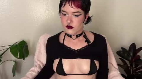 missmarinamay online show from January 10, 2026, 11:31 pm