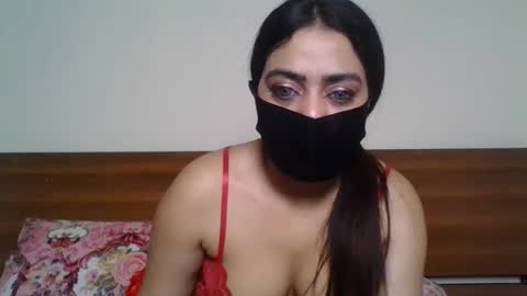 Missmask24 online show from September 22, 2025, 1:46 pm