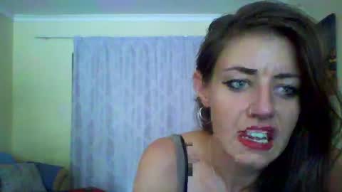 4bdn couple online show from March 5, 2025, 12:33 pm