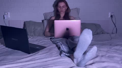 missmiroslava online show from March 30, 2026, 5:25 pm