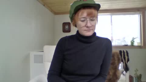 Snapshot of missmoonmagic13 chatting on December 12, 2024, 10:20 pm Maxxx online show from December 12, 2024, 10:20 pm