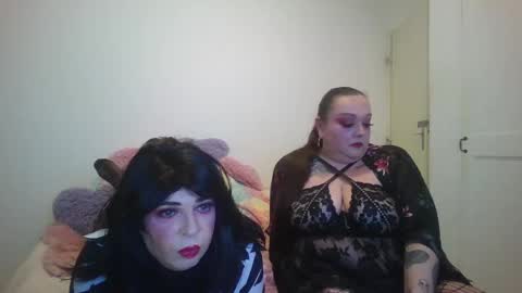 Missnadiax06 online show from February 15, 2025, 9:37 pm