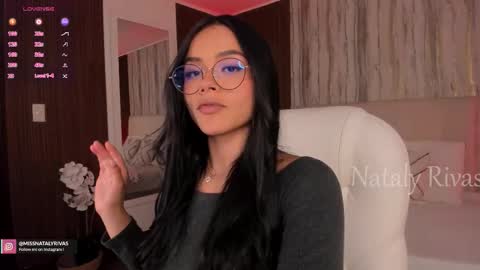 Snapshot of missnataly_ chatting on November 4, 2025, 9:36 pm Nataly Rivas online show from November 4, 2025, 9:36 pm