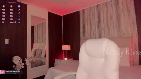 Snapshot of missnataly_ chatting on November 6, 2025, 9:48 pm Nataly Rivas online show from November 6, 2025, 9:48 pm