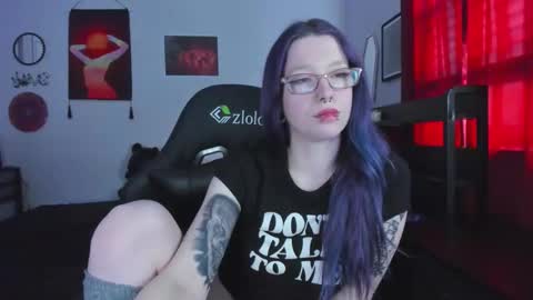 Mistress Nikki Vill online show from February 18, 2026, 8:38 pm