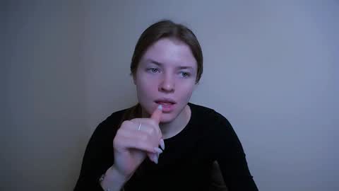 Olivia online show from February 13, 2025, 9:09 am