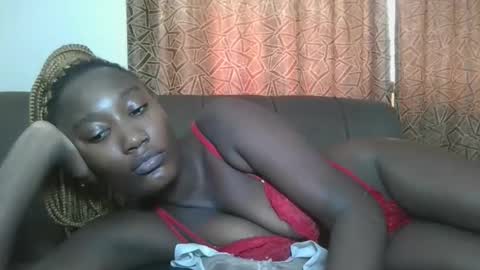 Snapshot of missprettygal chatting on March 19, 2026, 1:37 pm pretty gal online show from March 19, 2026, 1:37 pm