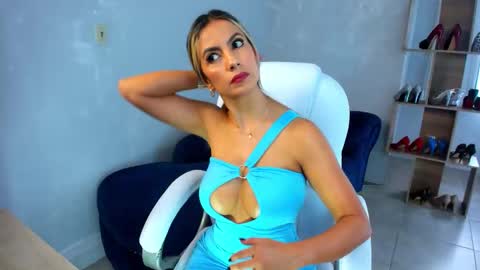 Snapshot of missrhodes1 chatting on November 8, 2025, 4:51 pm Miss Rhodes online show from November 8, 2025, 4:51 pm