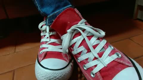 Snapshot of misssam28 chatting on February 19, 2025, 5:27 pm TELL ME MISS online show from February 19, 2025, 5:27 pm