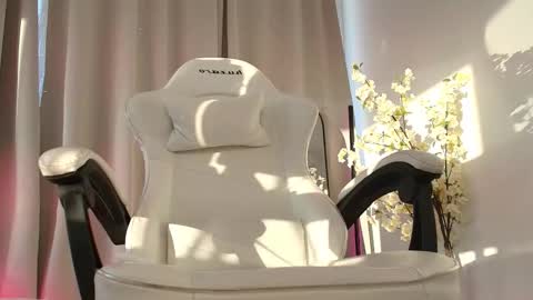 Medussa online show from March 13, 2026, 3:18 pm