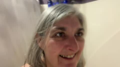 Snapshot of missspooky chatting on August 8, 2026, 6:43 pm Miss Spooky Silverstacker online show from August 8, 2026, 6:43 pm