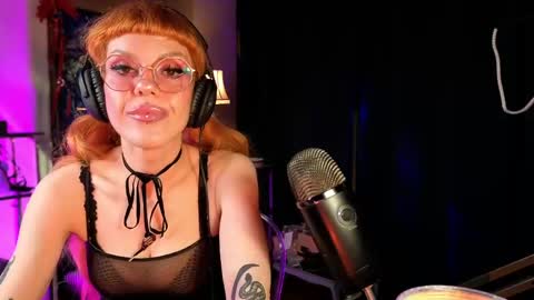 Snapshot of misstaco chatting on May 21, 2026, 2:18 am Tacodeluxe online show from May 21, 2026, 2:18 am