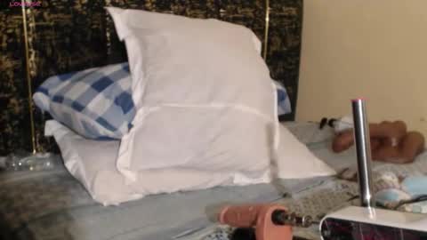 missthighsohmy online show from February 21, 2026, 4:35 am