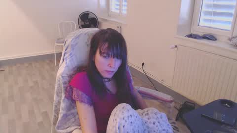 missthon online show from January 6, 2025, 2:03 pm