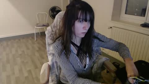 missthon online show from January 7, 2025, 5:54 am