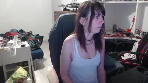 Snapshot of missthon chatting on March 3, 2026, 2:01 pm missthon online show from March 3, 2026, 2:01 pm