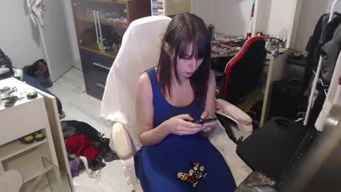 Snapshot of missthon chatting on April 1, 2026, 1:41 pm missthon online show from April 1, 2026, 1:41 pm