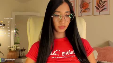 Valeria Davila online show from December 3, 2025, 1:13 am