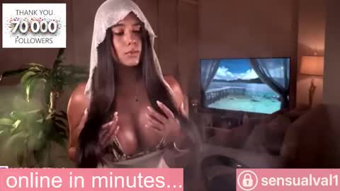 Snapshot of missvalery_1 chatting on October 26, 2025, 10:47 pm OF online show from October 26, 2025, 10:47 pm