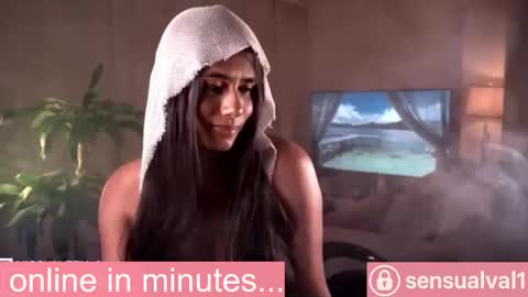 Snapshot of missvalery_1 chatting on November 7, 2025, 6:52 pm OF online show from November 7, 2025, 6:52 pm