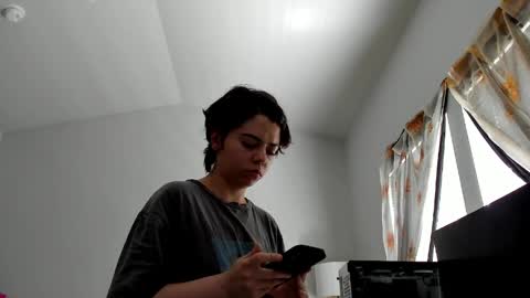 Snapshot of missvanessajune chatting on May 10, 2026, 6:24 pm V Nessa online show from May 10, 2026, 6:24 pm