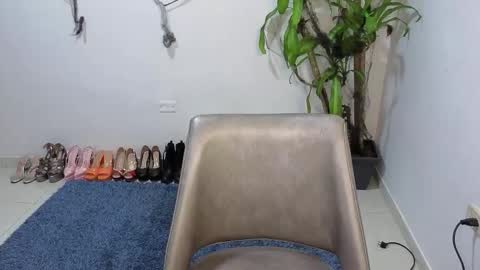 Snapshot of missvenuss chatting on October 27, 2025, 5:00 am IG MISSVENUSS1 online show from October 27, 2025, 5:00 am