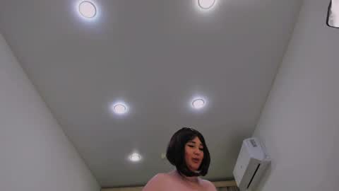 MissXXXL online show from May 19, 2026, 5:52 pm