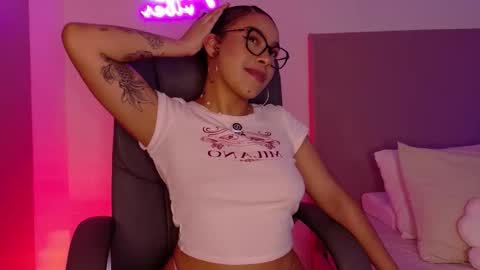 Missy Gainer online show from November 1, 2025, 3:14 pm