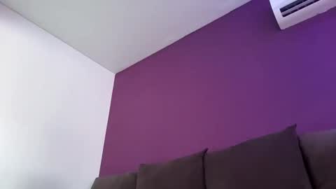 Kim online show from September 12, 2025, 7:19 am