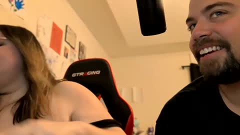 Snapshot of missytongue chatting on October 13, 2025, 3:39 am missytongue online show from October 13, 2025, 3:39 am