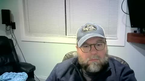 Snapshot of mister_happy567 chatting on February 20, 2025, 8:17 am Mr. Happy online show from February 20, 2025, 8:17 am